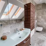 Apartament Maister *